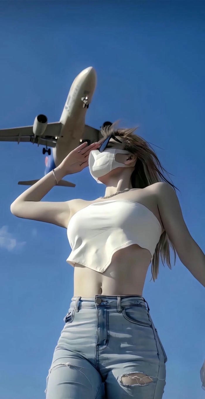 crop top hở underboob