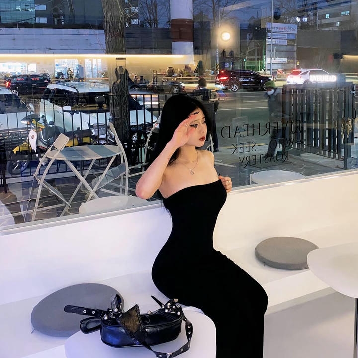 gái xinh mặc đầm bó