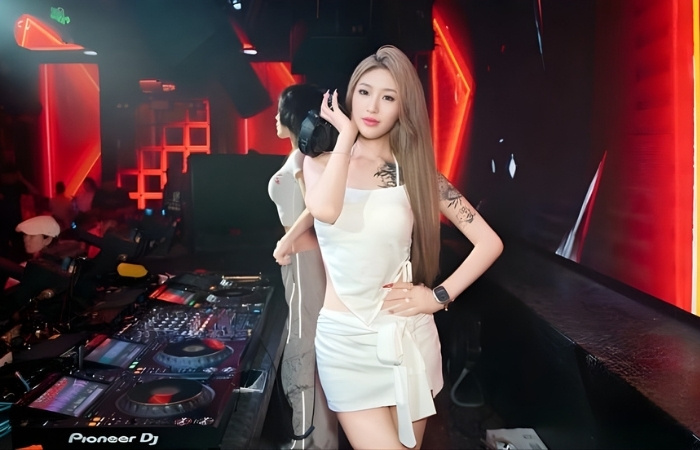 DJ nữ Việt Nam hot girl phòng trà
