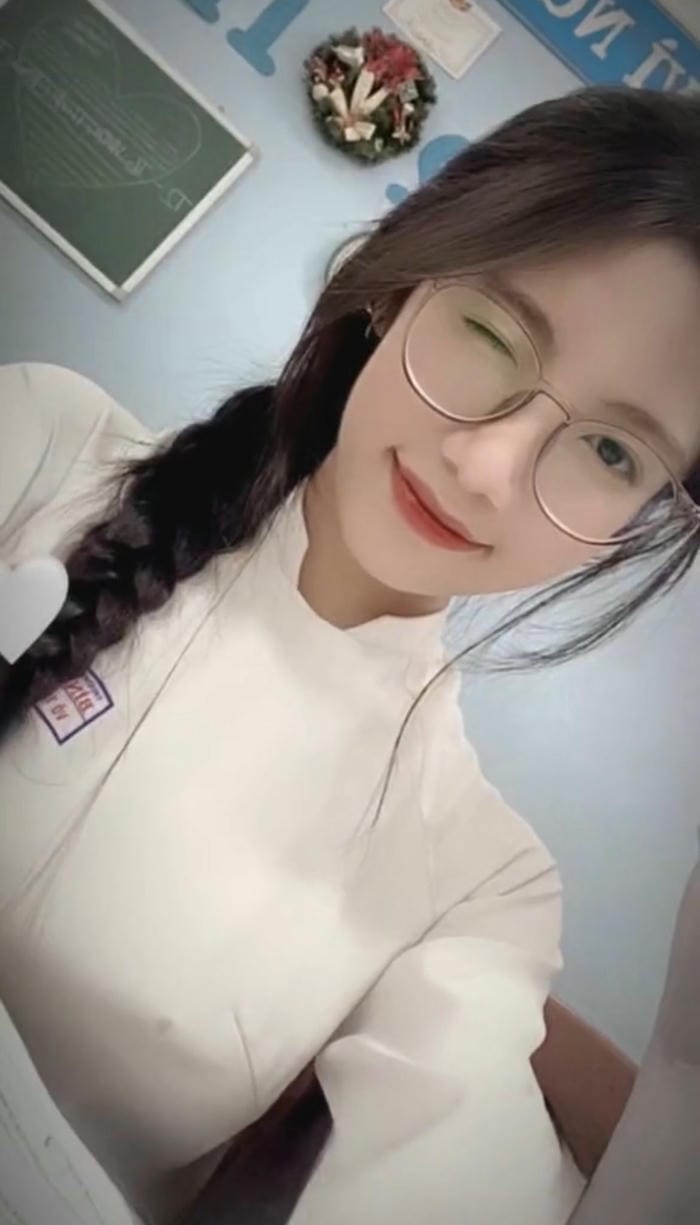 ảnh áo dài nữ sinh đẹp