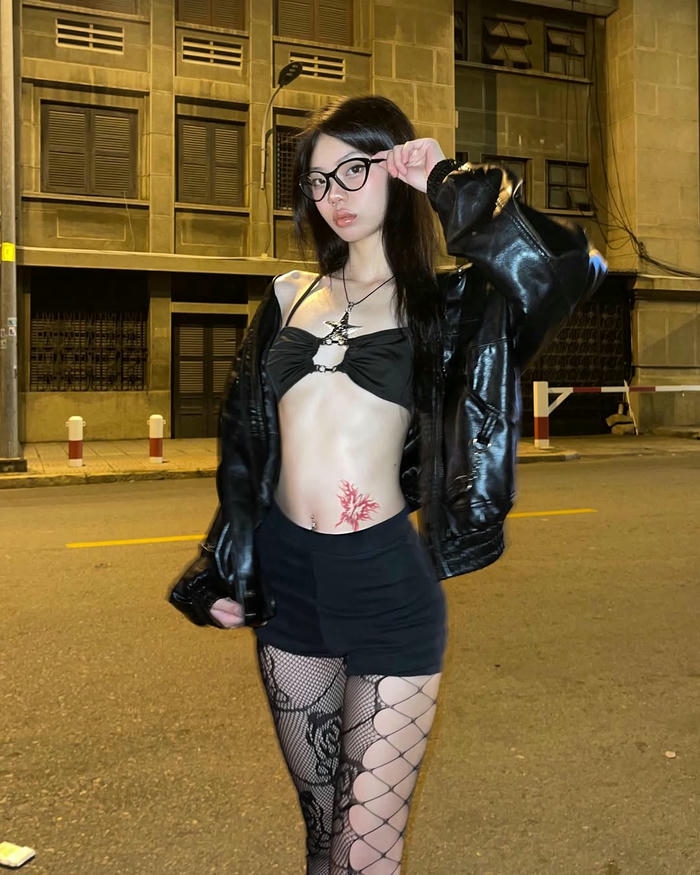 ảnh gái mặc đồ thiếu vải sexy TikTok