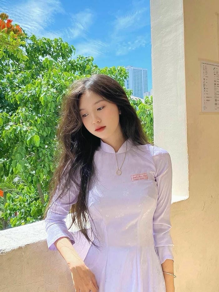 áo dài nữ sinh mùa xuân