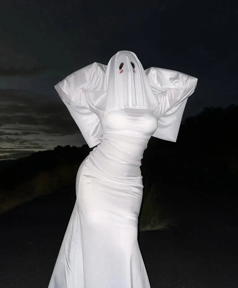 Ảnh Cosplay Ma Nữ Áo Trắng dâm nữ áo trắng gợi tình