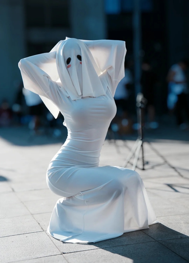 Ảnh Cosplay Ma Nữ Áo Trắng ngực bự ma quỷ