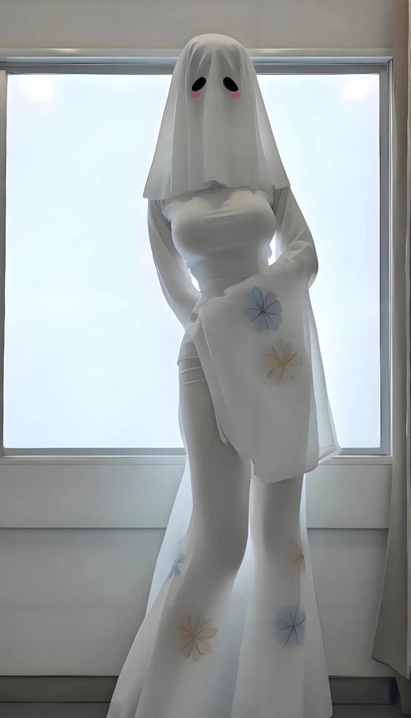 Ảnh Cosplay Ma Nữ Áo Trắng vú bự lồn hồng