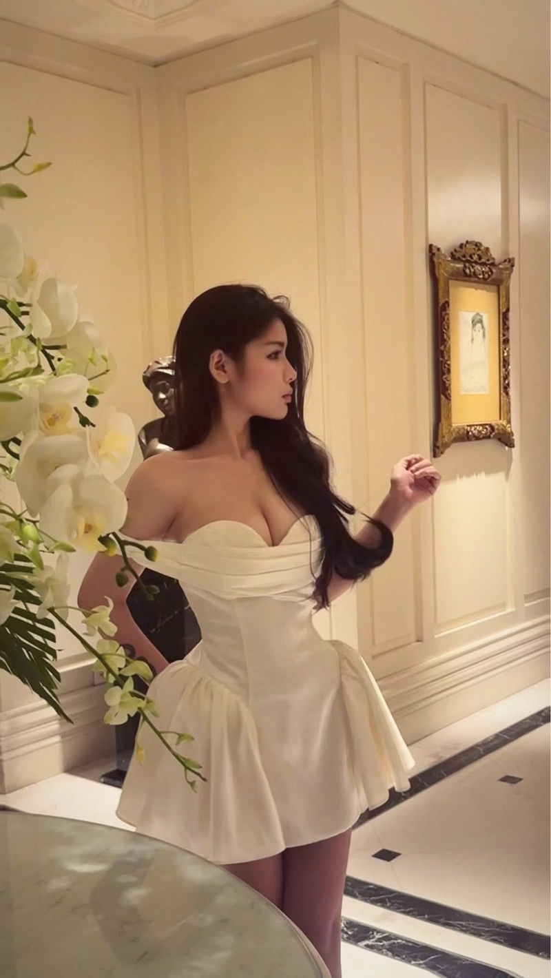 Ảnh nóng Hương Tịt húp tinh dâm