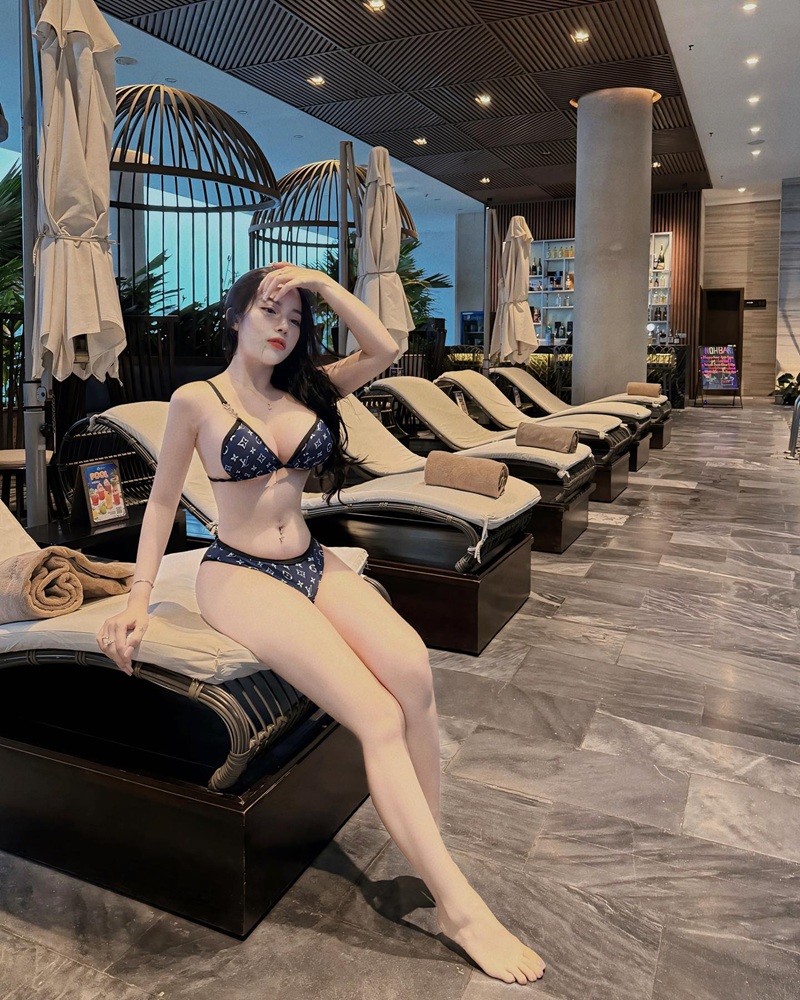 Ảnh 18+ Lan Leii body hoàn hảo