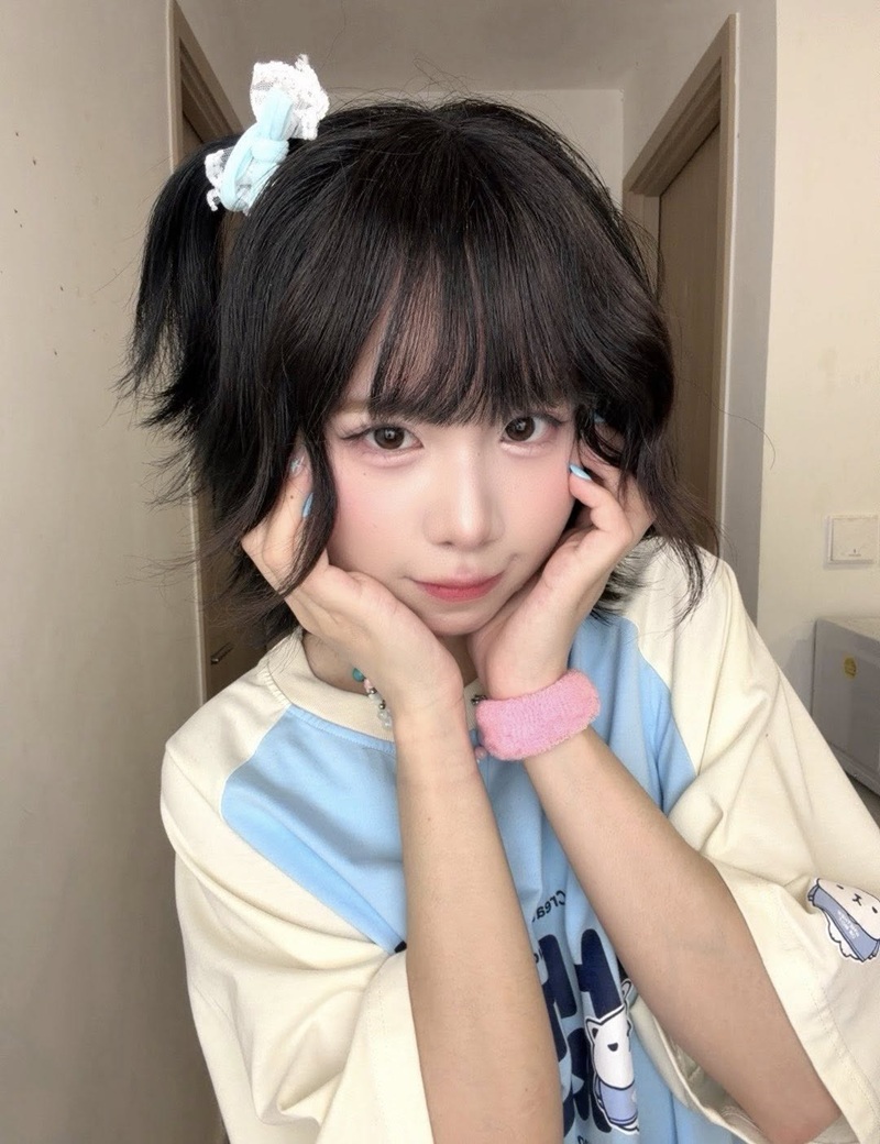 Ảnh Mèo Simmy cosplay maid dâm phục vụ