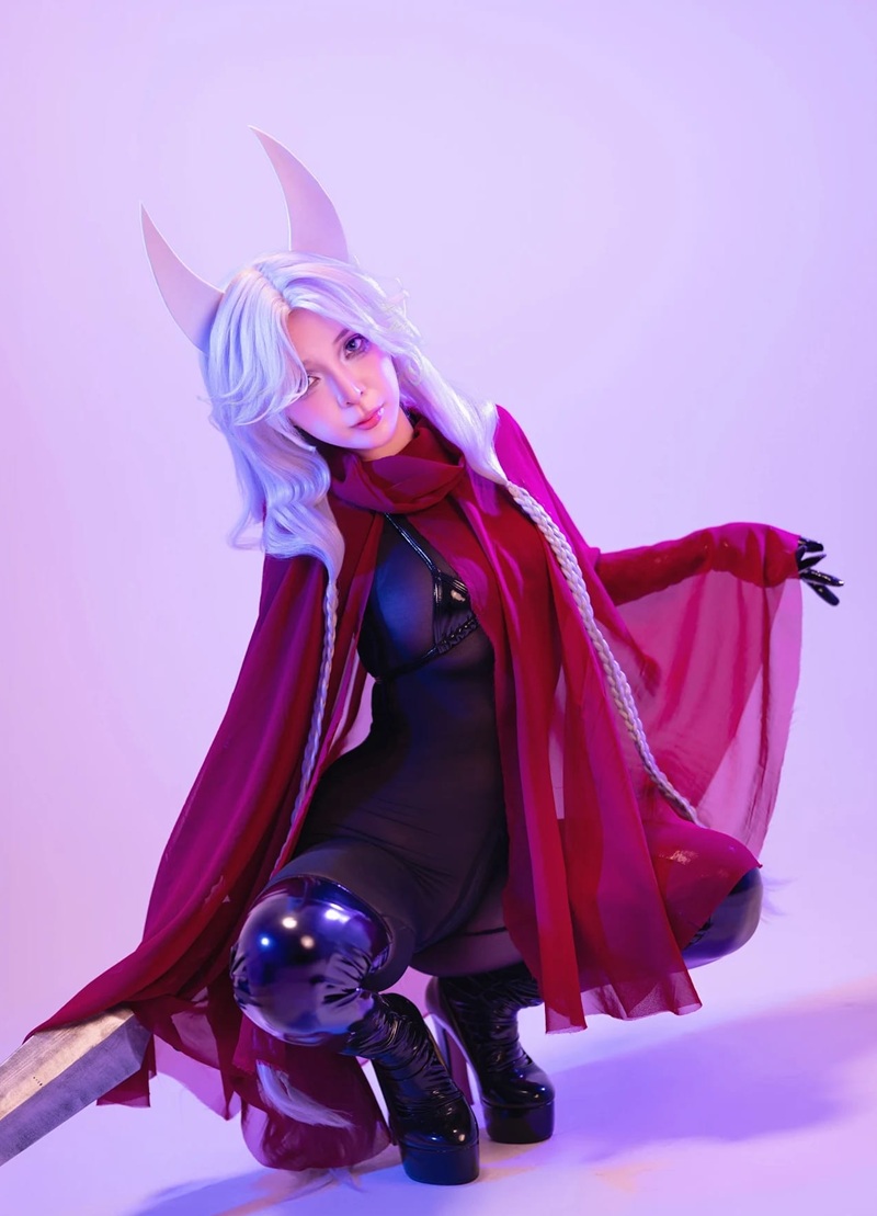 Dâm nữ bú cu ngon lành mê mẩn