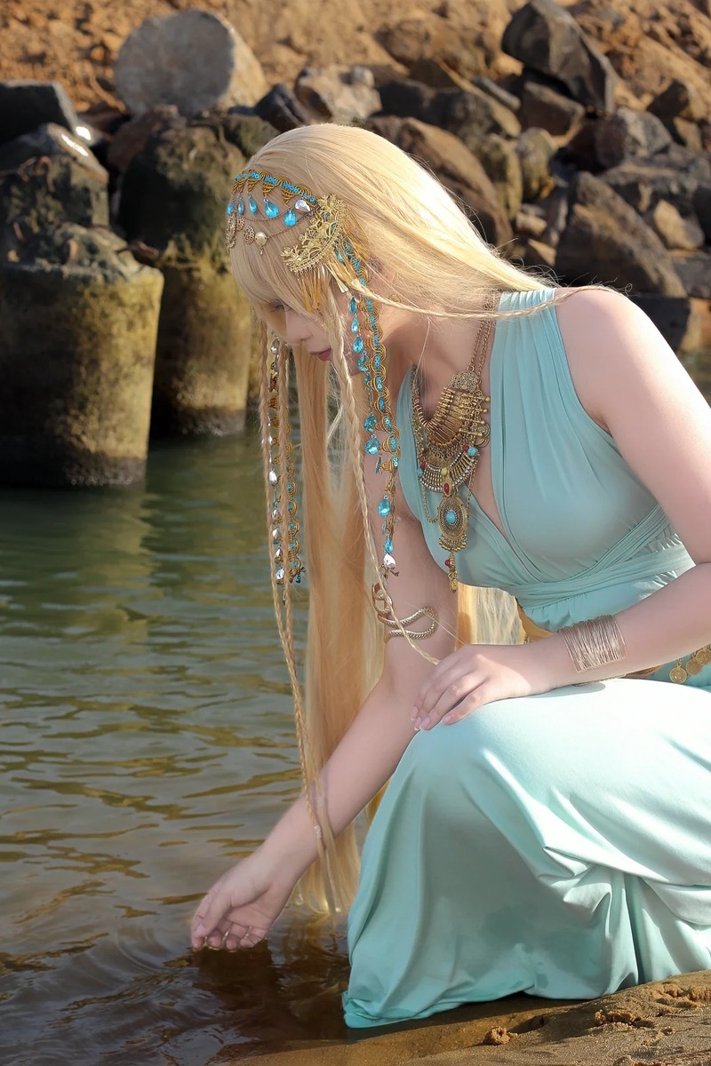 cosplay aphrodite r34 2