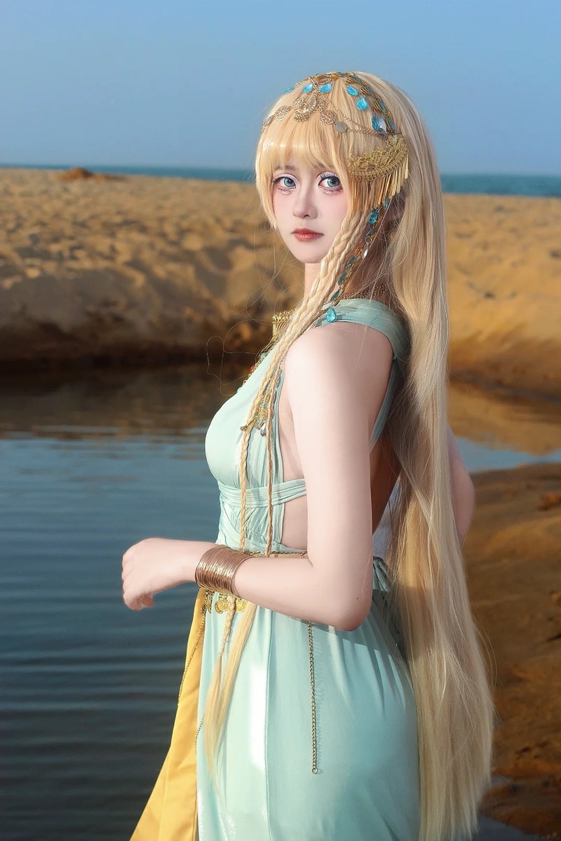 cosplay aphrodite r34 4