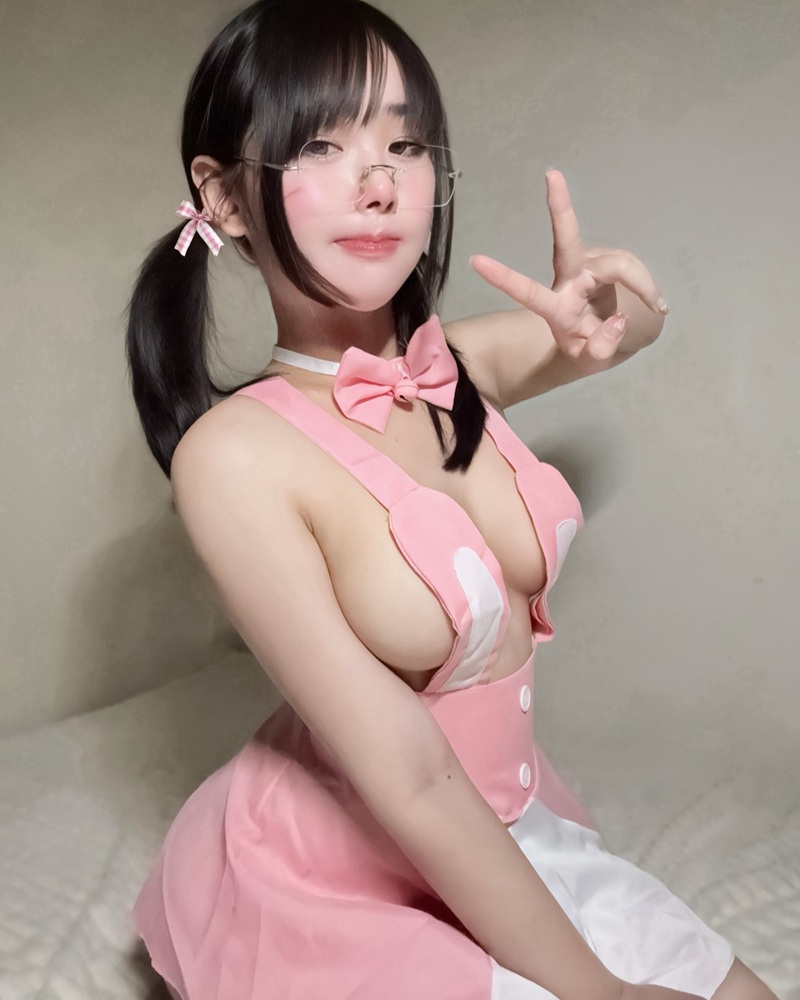 Hậu môn bị địt thô bạo
