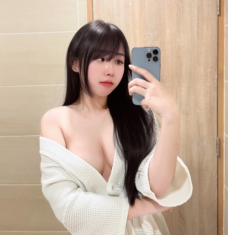 Nuốt tinh như con nghiện dâm