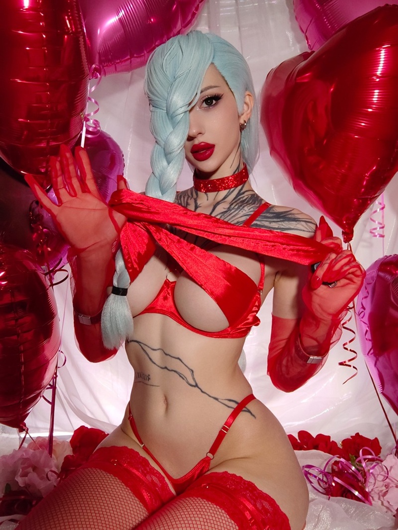 Ảnh Cosplay Mei Mei Sexy tư thế ngồi xổm khoe đường cong hoàn hảo