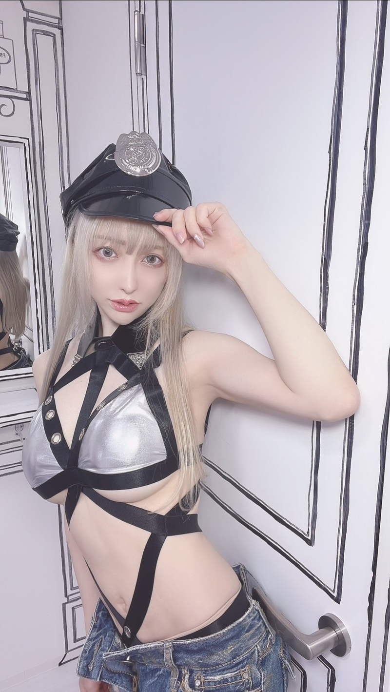 Ảnh Cosplay Police Girl 5