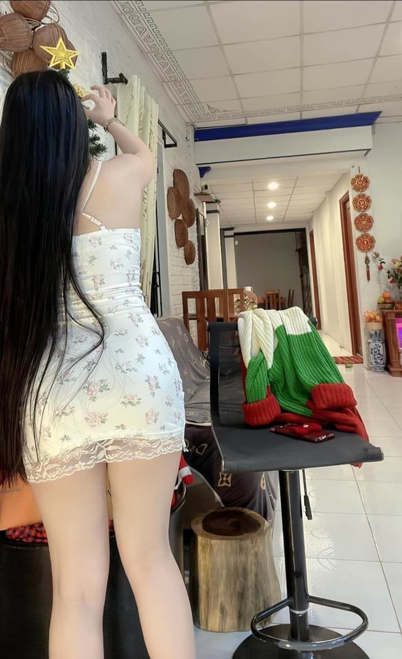 Hot mông cong sướng run khi cặc to xuyên
