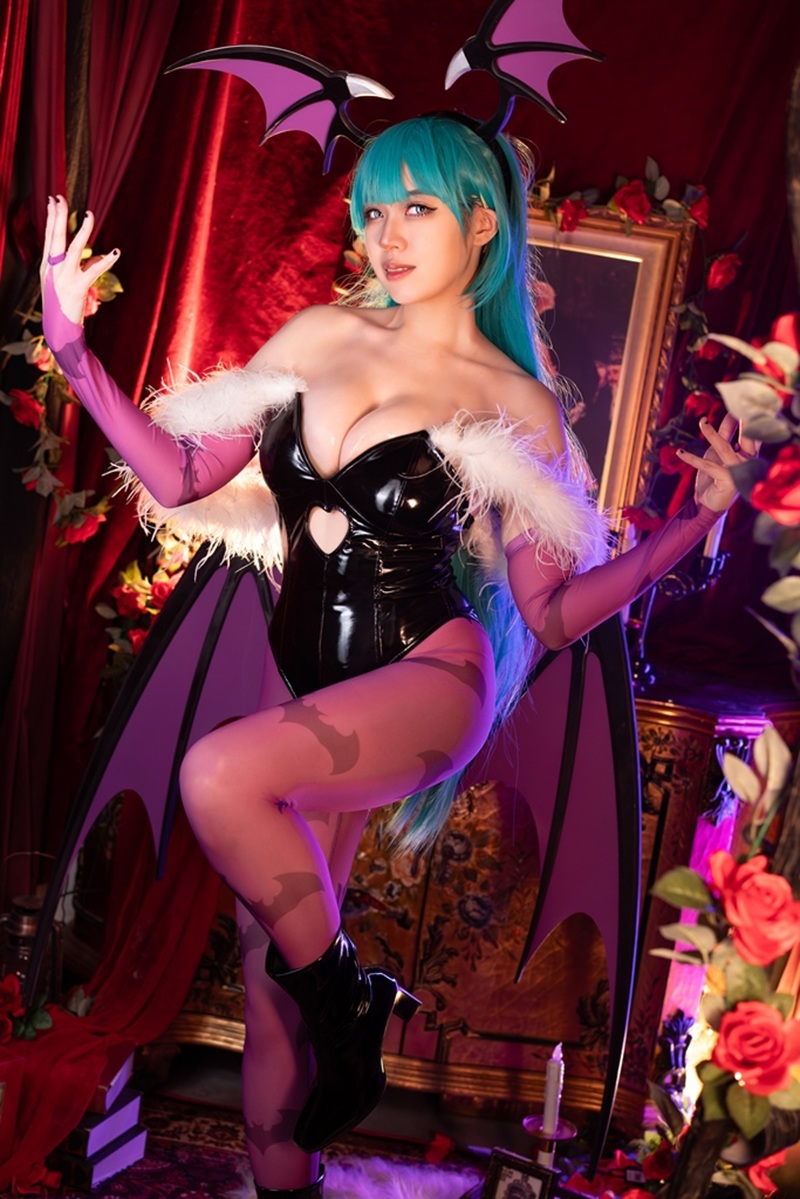 Bộ sưu tập ảnh gái xinh cosplay 18+ nóng bỏng phong cách nữ cảnh sát