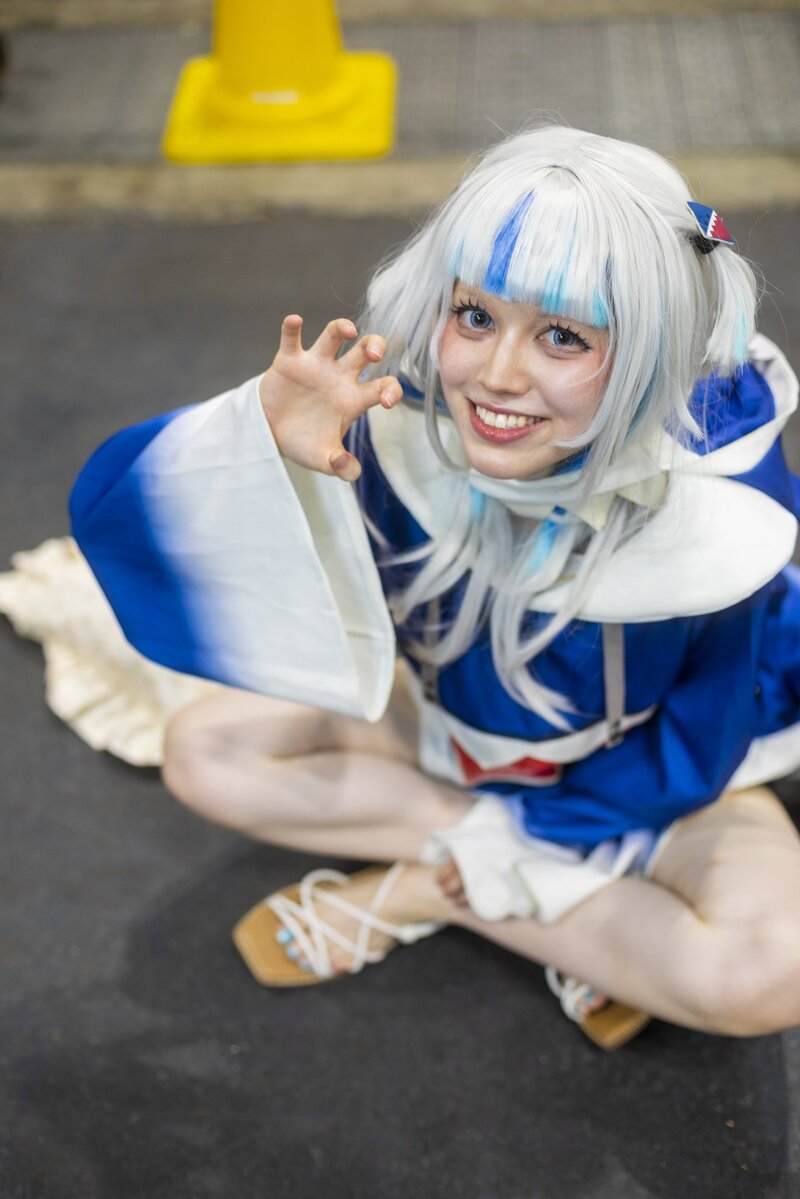 Ảnh Gái Xinh Cosplay Gawr Gura 10