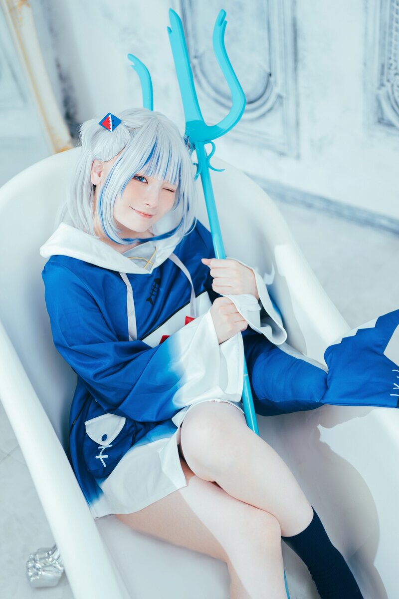 Ảnh Gái Xinh Cosplay Gawr Gura 2
