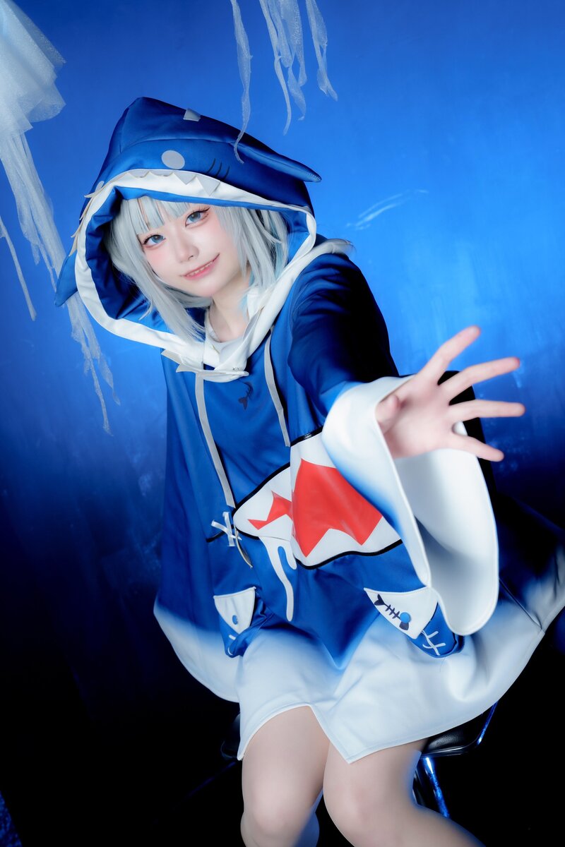 Ảnh Gái Xinh Cosplay Gawr Gura 4