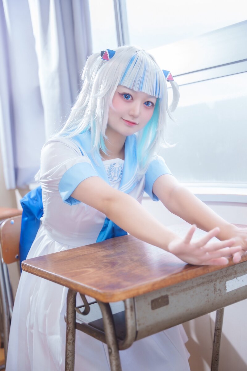 Ảnh Gái Xinh Cosplay Gawr Gura 9