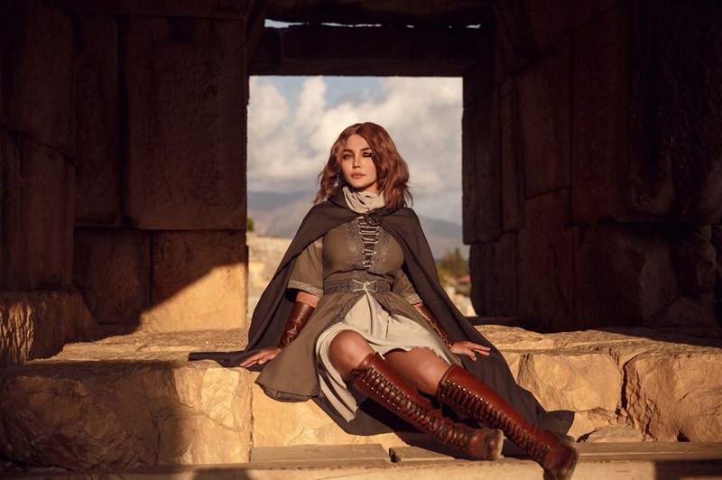 Ảnh Melina Cosplay NSFW chơi ngực nóng bỏng