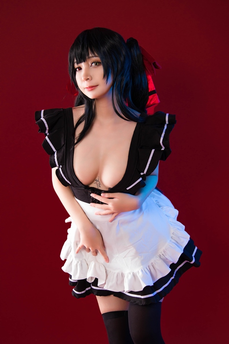 Ảnh Cosplay Kurumi Tokisaki R34 biểu cảm dâm đãng cực độ