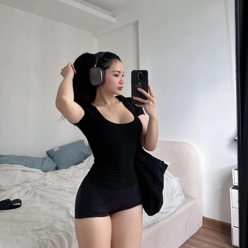 Ảnh Hoàng Hà facial cumshot tinh trắng đầy mặt