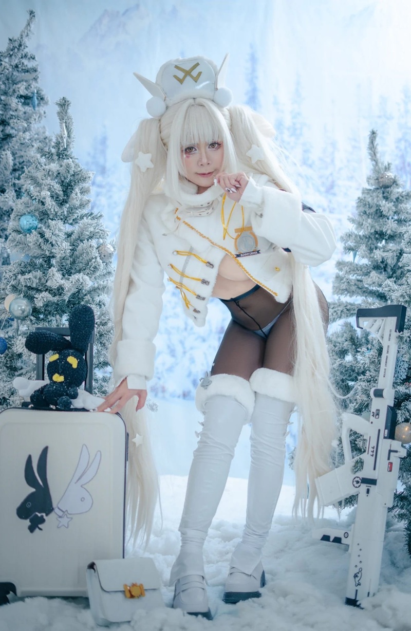 Blanc Nikke R34 cosplay hở bạo cleavage sâu mê hoặc
