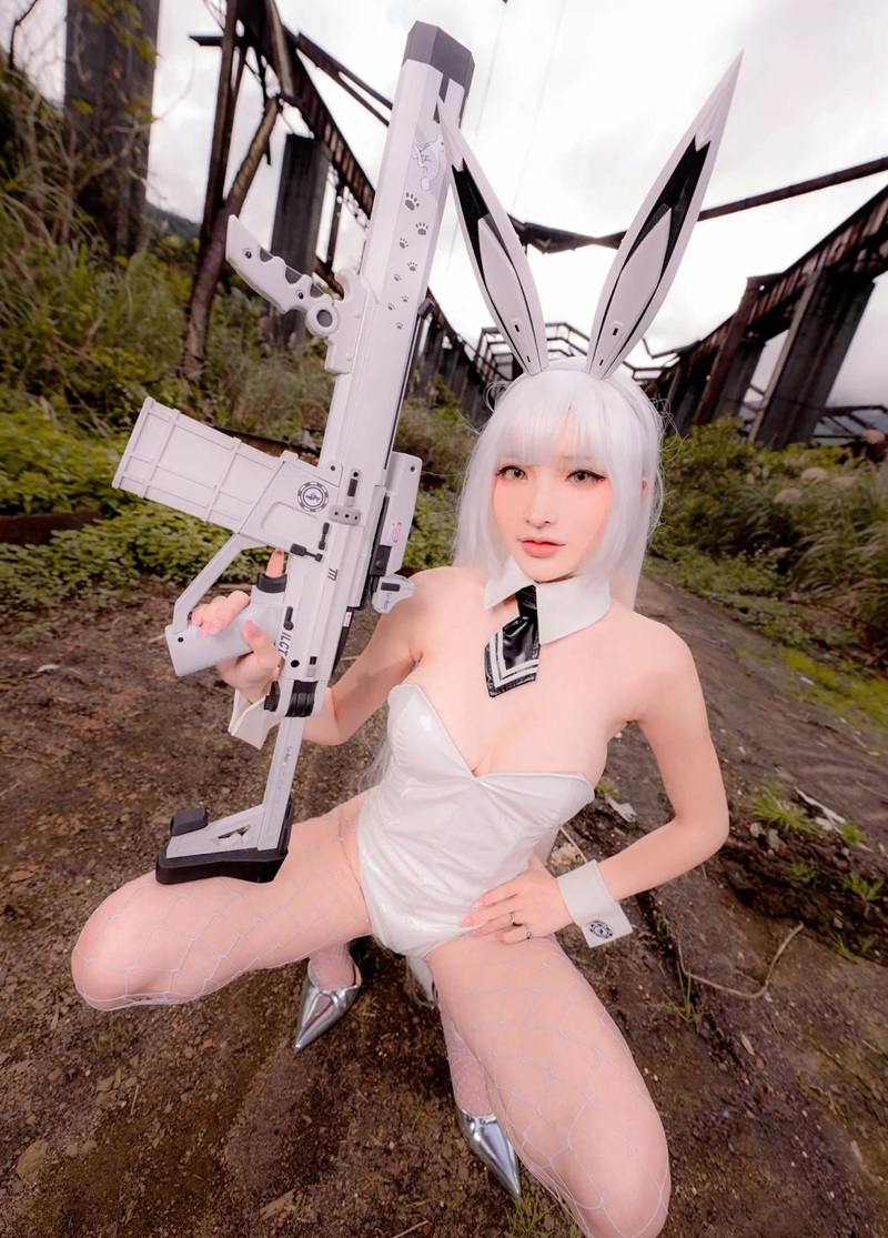 Cosplay Blanc Nikke R34 gợi cảm nhất 2026 body như thật