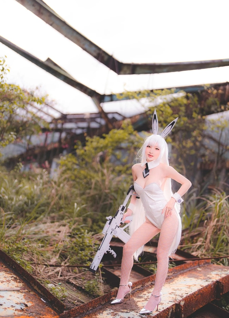 Blanc Nikke Cosplay R34 body săn chắc chuẩn model Nikke