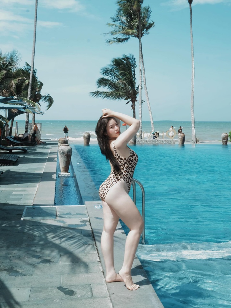 Chutiami pose nude gợi tình
