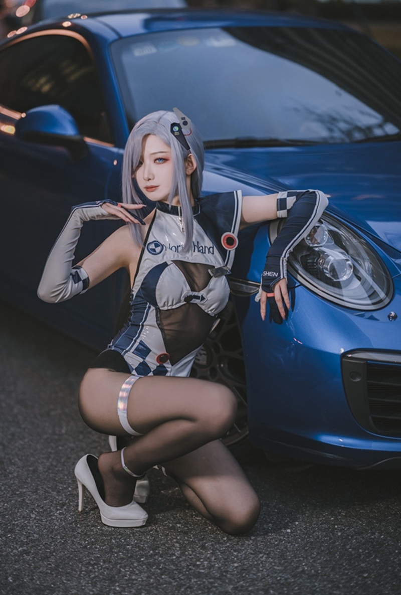 Ảnh cosplay Shenhe body trắng mịn gợi cảm