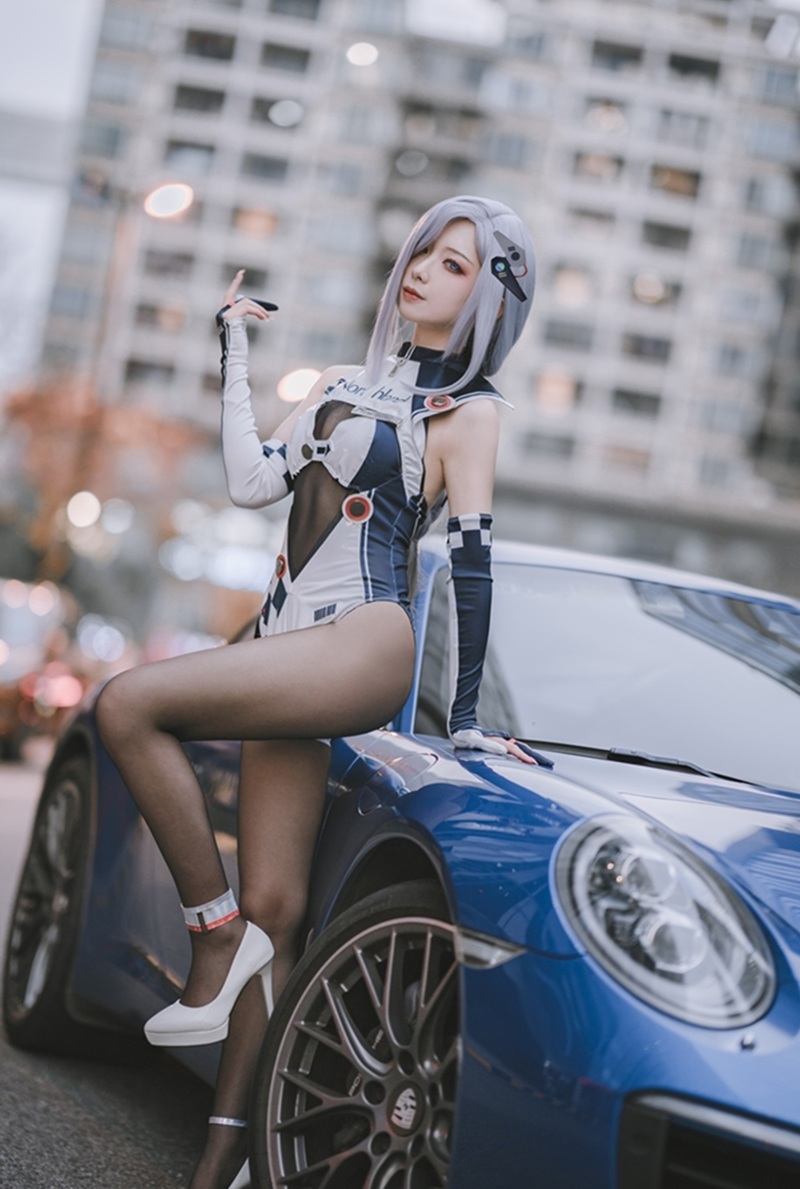 Ảnh cosplay Shenhe đang tự sướng mạnh