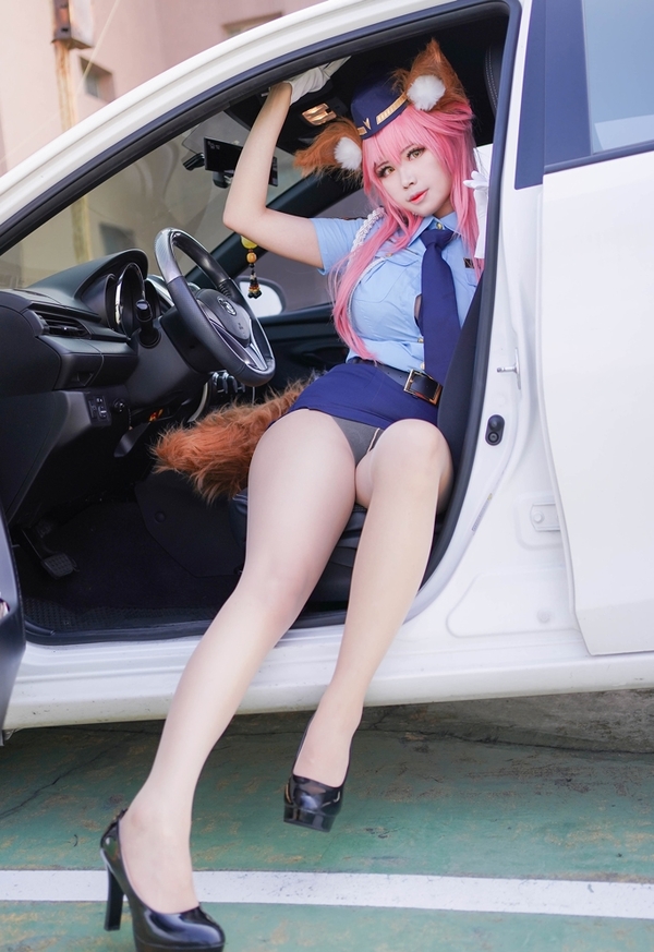 Bộ sưu tập ảnh cosplay cảnh sát với nhiều tạo hình khác nhau