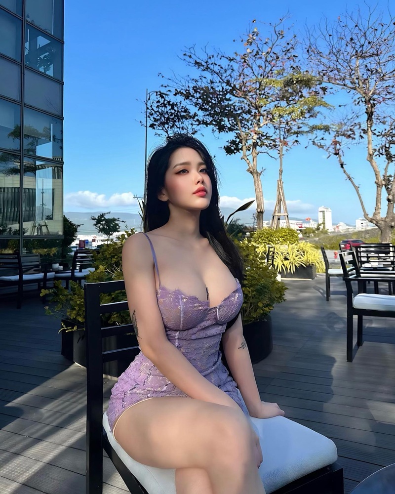 Hoàng Nhân Linh Chi hot girl Việt Nam body chuẩn
