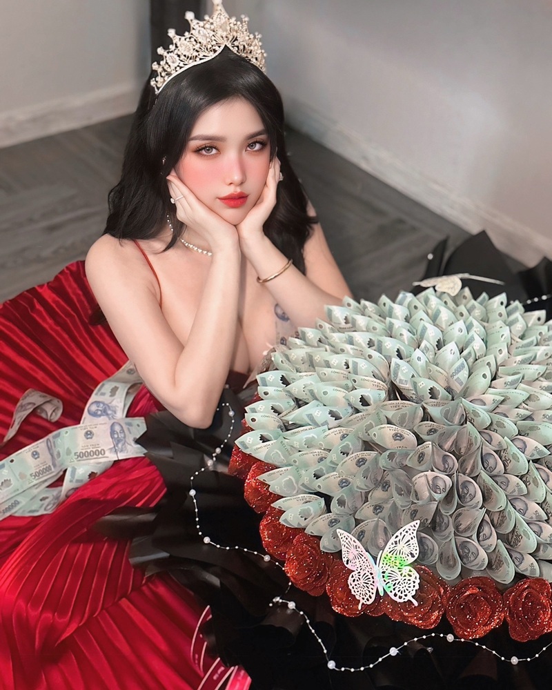 Hoàng Nhân Linh Chi Onlyfans leak pose sexy