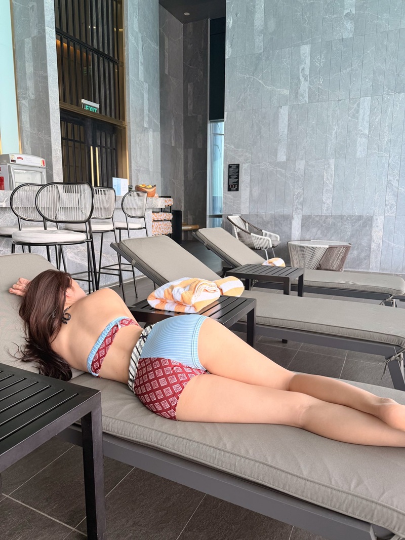 Ảnh Kiều Oanh So Hot tư thế sexy