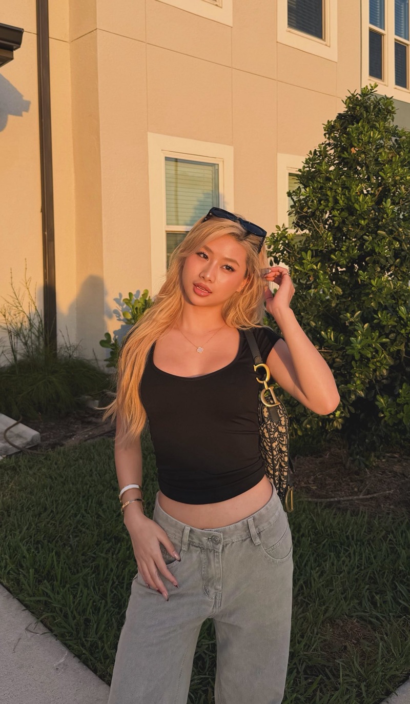 Ảnh Louis Phạm So Hot tư thế sexy