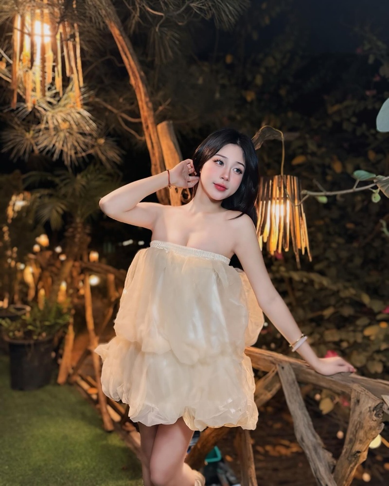 Ảnh Nguyễn Trà My Mii Baby mặc lưới khoe body dâm