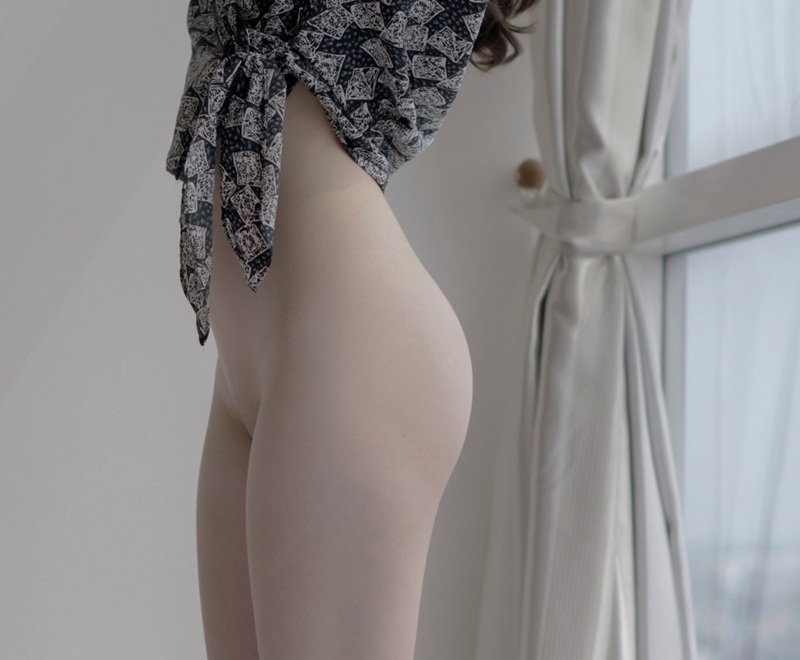 Body sexy Pham Thi Tun trong bộ ảnh magazine chuyên nghiệp