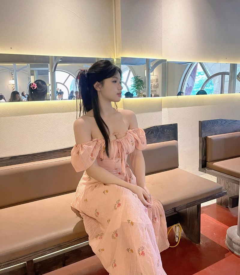 Lan Xinh Yêu doggy hét sướng lồn phun nước