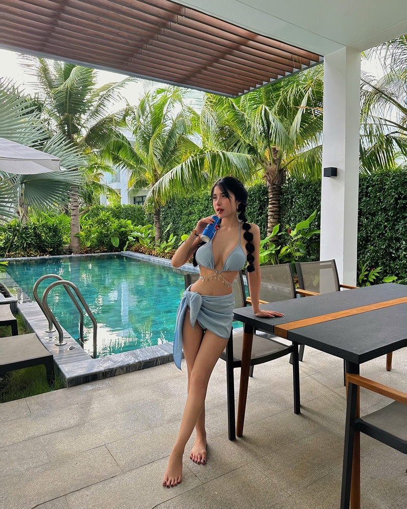Lồn siết chặt khấc cứng Yoshida Kim