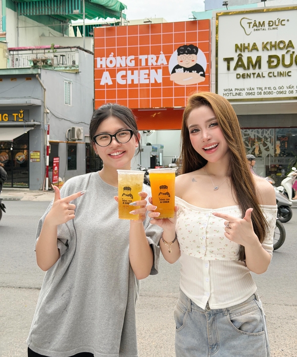 Yoshida Kim trong những hình ảnh mang phong cách hiện đại