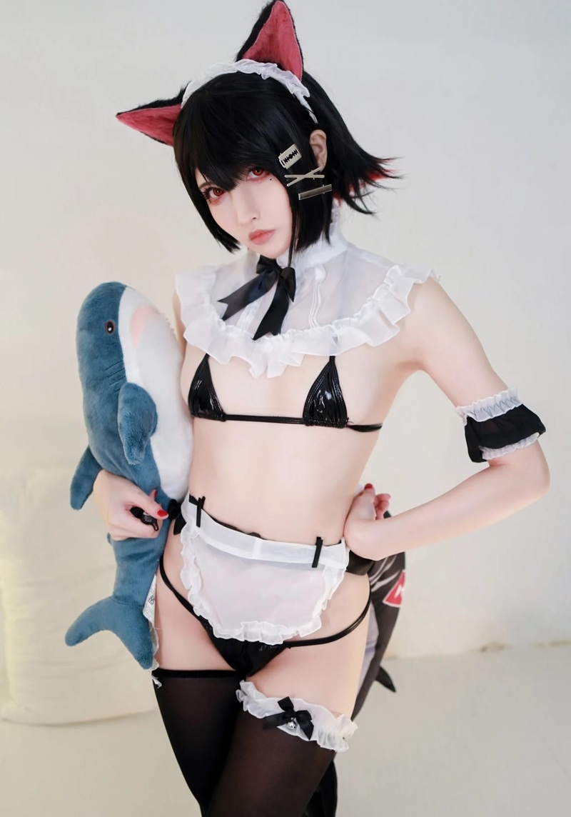 Ảnh Ellen Joe Cosplay R34 shark tail cosplay hở bạo nóng