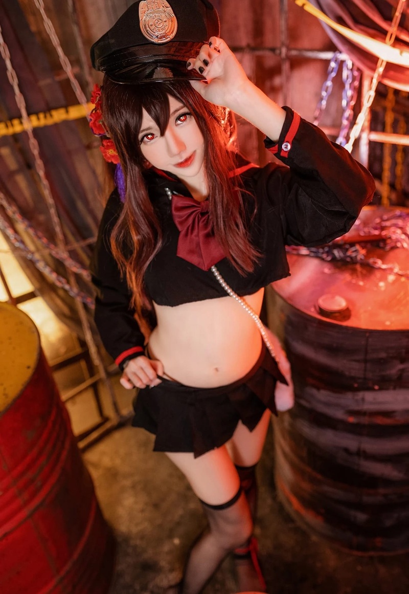 Ảnh cosplay Hu Tao R34 lesbian hôn môi nồng nhiệt