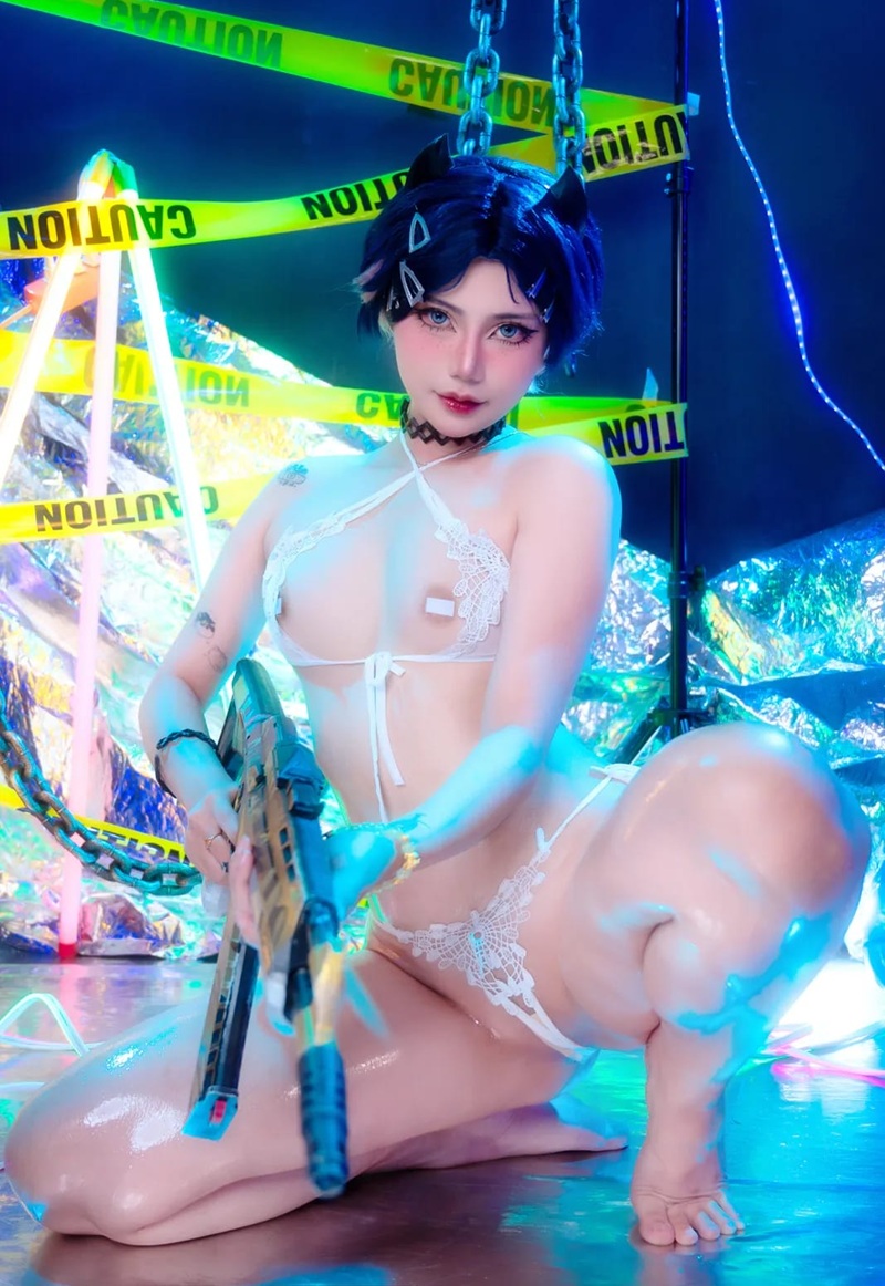 Cosplay sex level max: lồn ướt át dưới váy ngắn