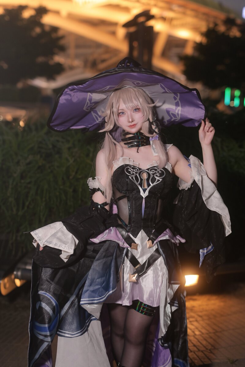 ảnh cosplay the herta nsfw 2