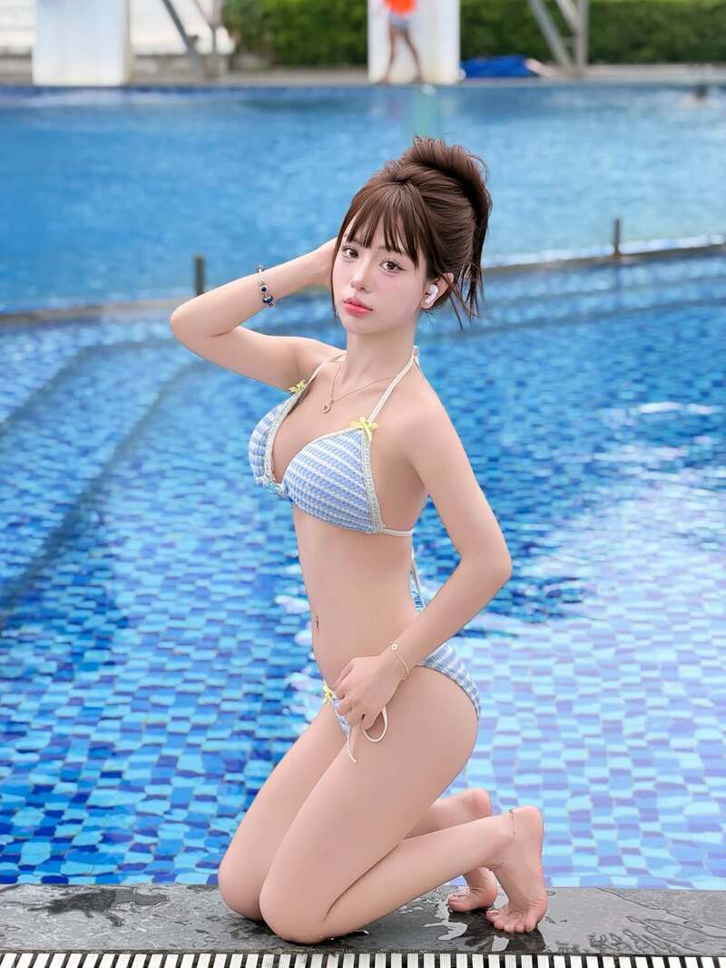 ảnh gái xinh mặc đồ lót 6