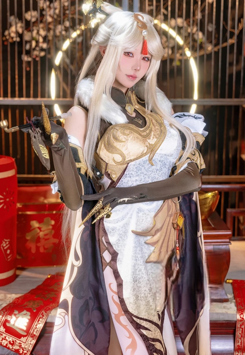 Cosplay Ningguang ngọt ngào nhưng đầy kiêu sa